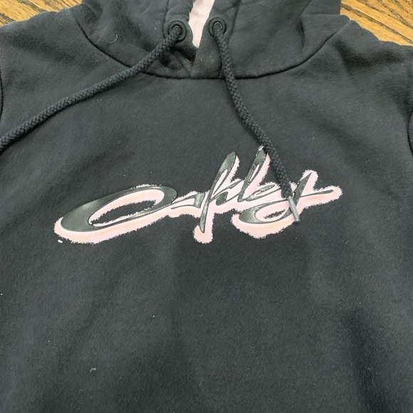 Women’s Oakley Hoodie Black and Pink Size Small - Picture 2 of 8
